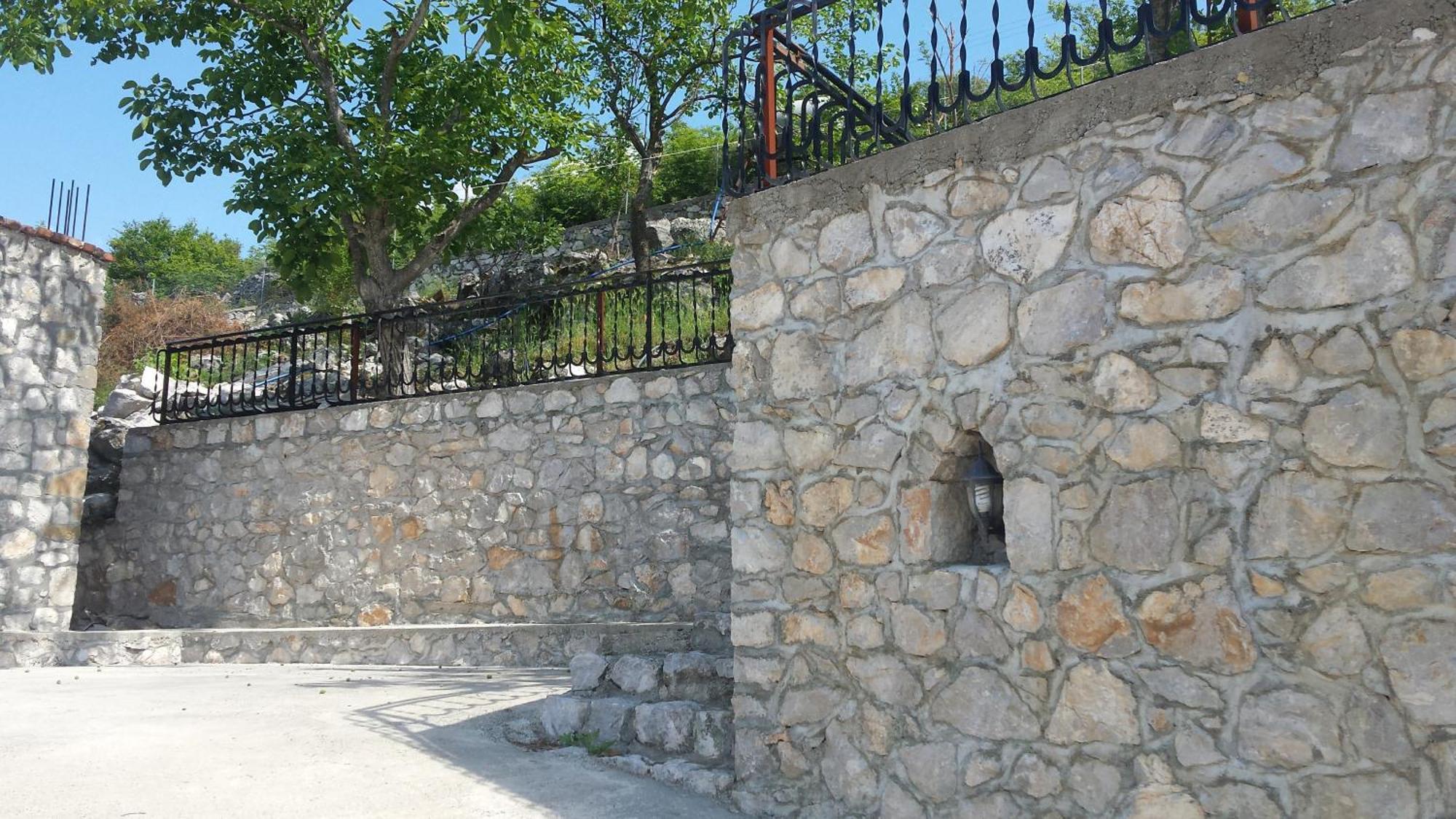Hyka Stone House Shkoder Bed & Breakfast Luaran gambar